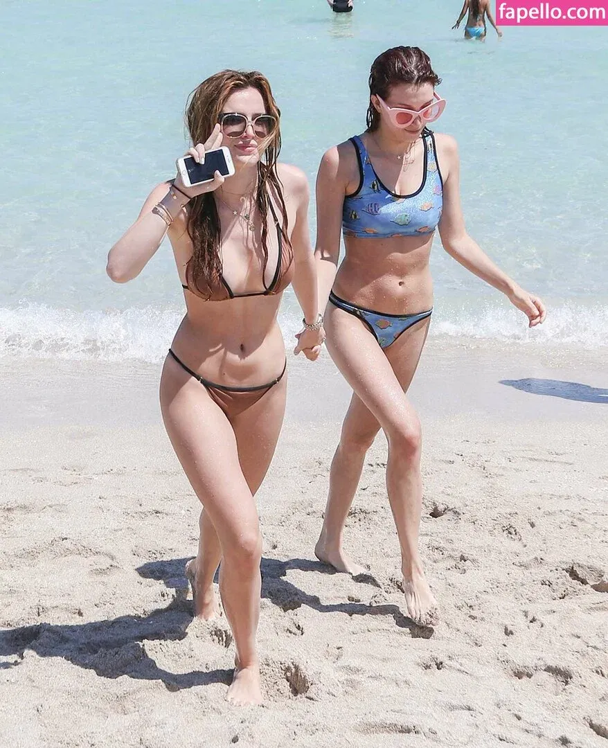 Dani Thorne / dani_thorne Onlyfans Photo Gallery 