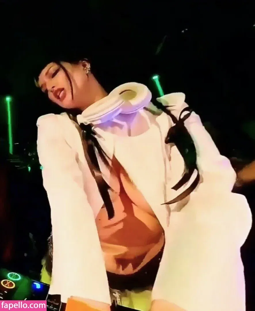 Dani Thorne / dani_thorne Onlyfans Photo Gallery 