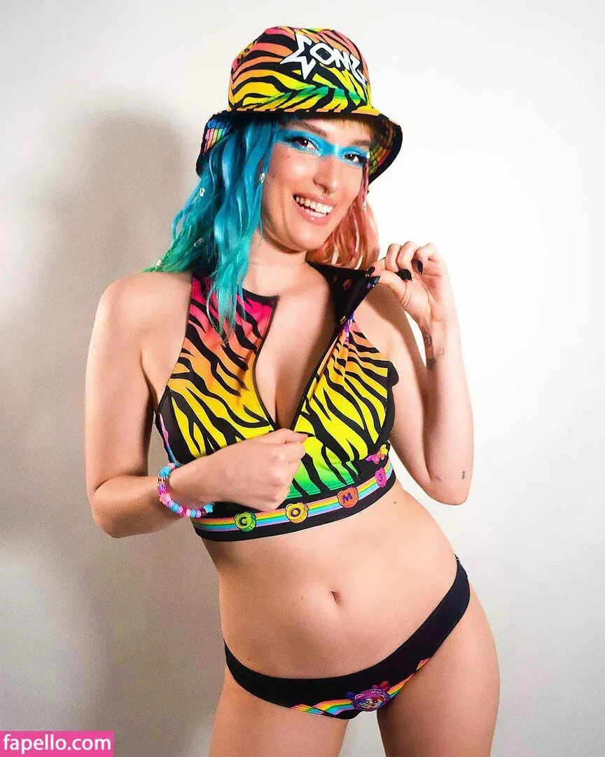 Dani Thorne / dani_thorne Onlyfans Photo Gallery 