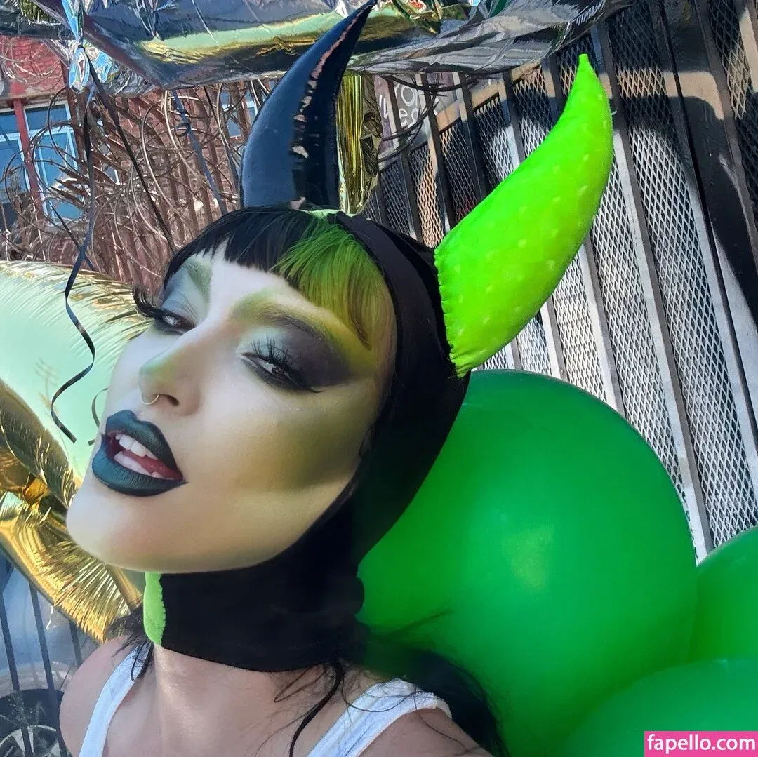 Dani Thorne / dani_thorne Onlyfans Photo Gallery 