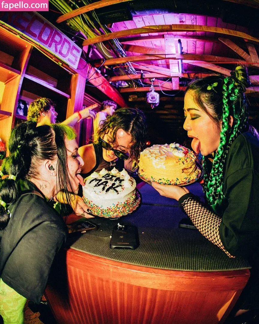 Dani Thorne / dani_thorne Onlyfans Photo Gallery 