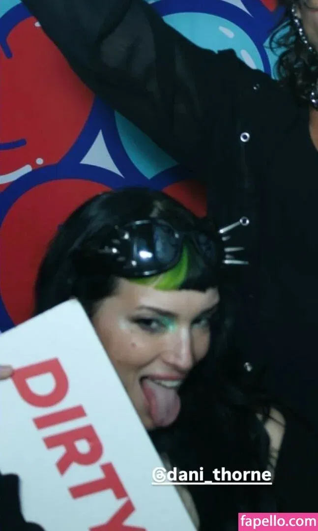 Dani Thorne / dani_thorne Onlyfans Photo Gallery 