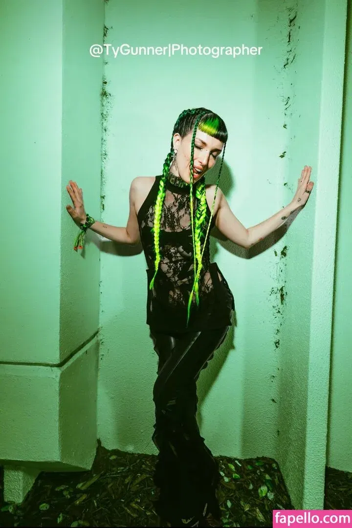 Dani Thorne / dani_thorne Onlyfans Photo Gallery 