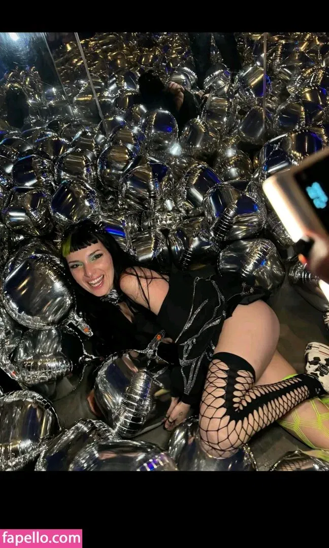 Dani Thorne / dani_thorne Onlyfans Photo Gallery 