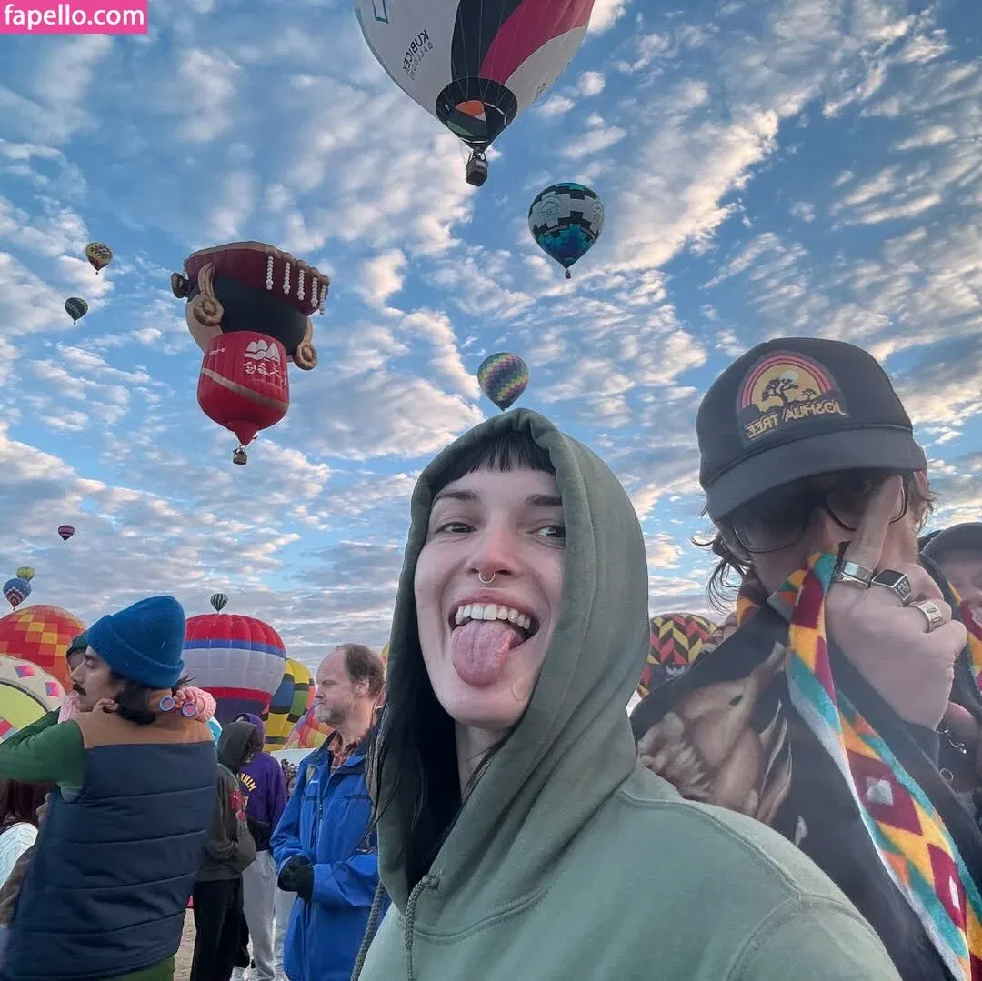 Dani Thorne / dani_thorne Onlyfans Photo Gallery 