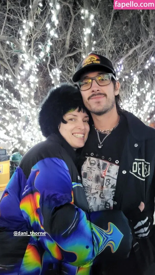 Dani Thorne / dani_thorne Onlyfans Photo Gallery 