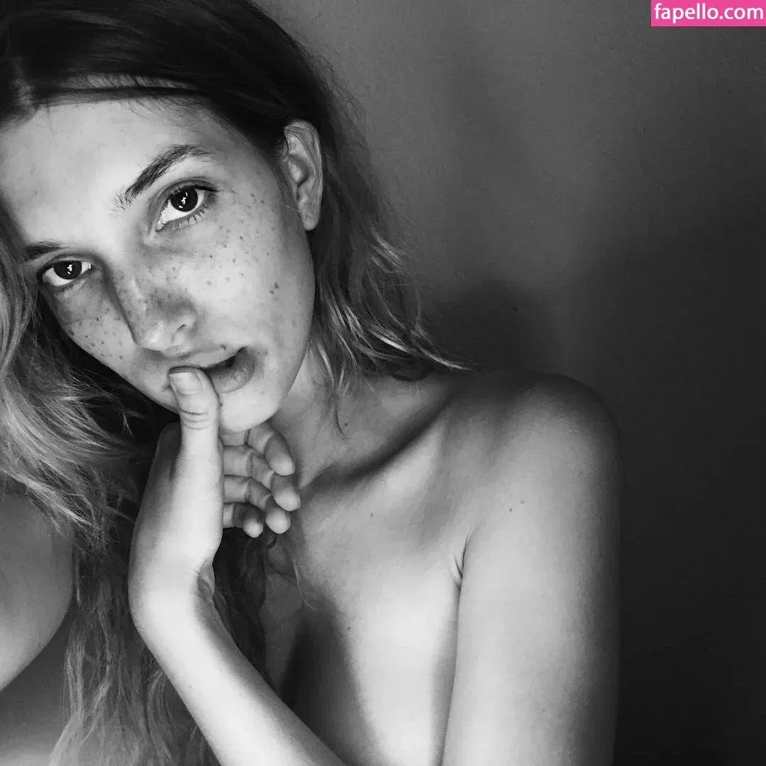 Dani Thorne / dani_thorne Onlyfans Photo Gallery 