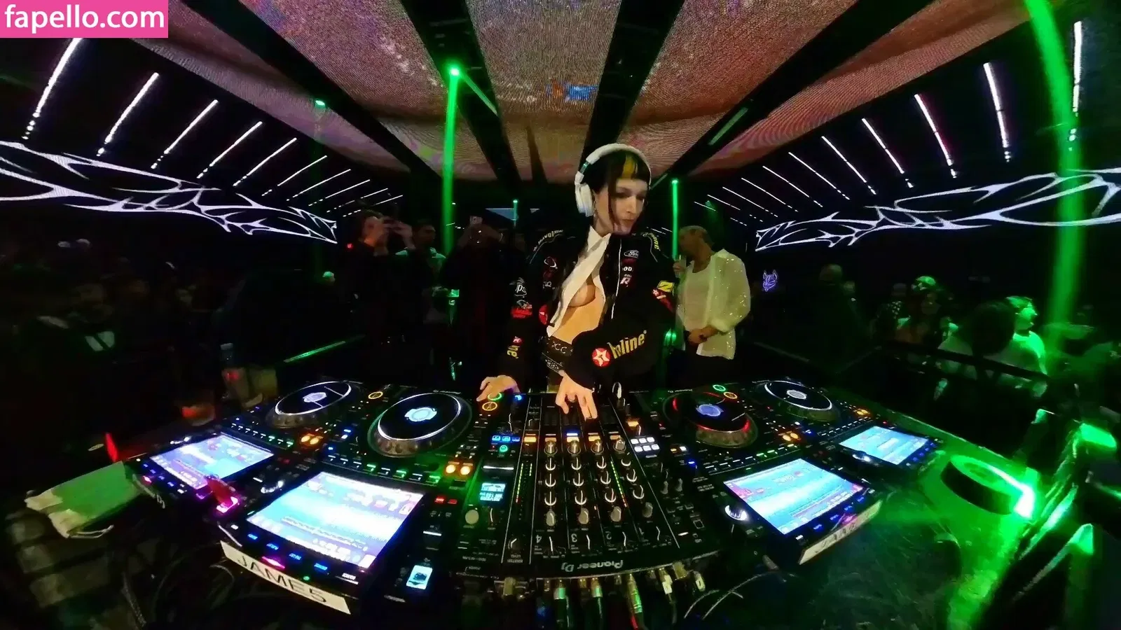 Dani Thorne / dani_thorne Onlyfans Photo Gallery 