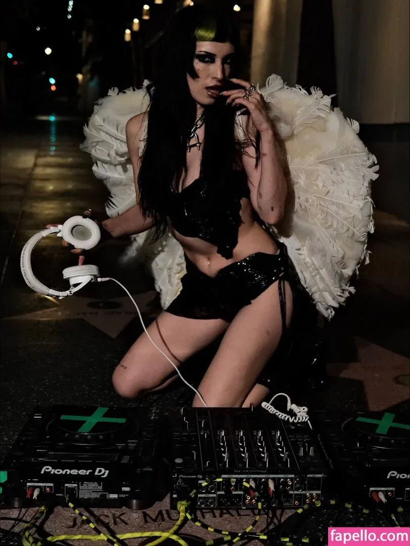 Dani Thorne / dani_thorne Onlyfans Photo Gallery 