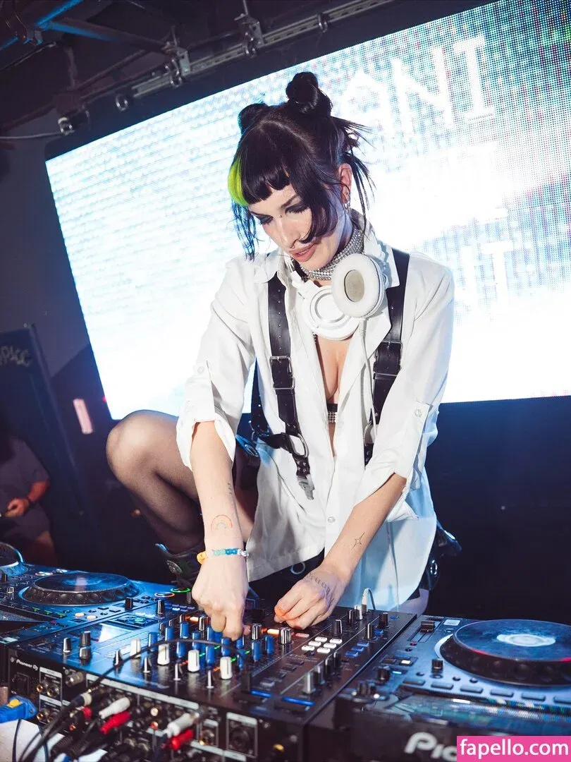 Dani Thorne / dani_thorne Onlyfans Photo Gallery 