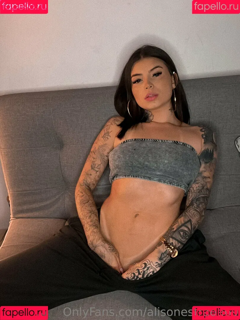 Alison Estrada / alisonestrada69 / alisonestrada__ Onlyfans Photo Gallery 