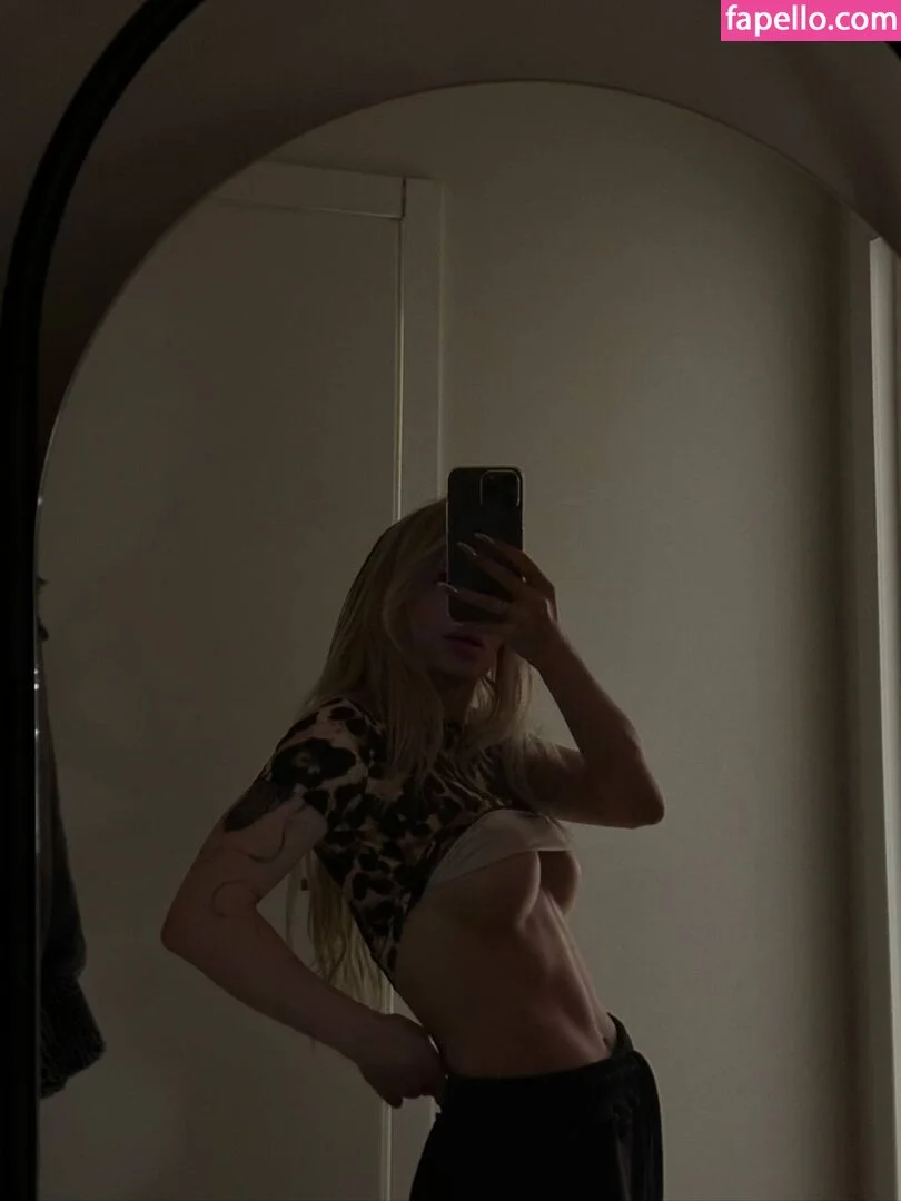 Sorabi / sorabi_meow Onlyfans Photo Gallery 