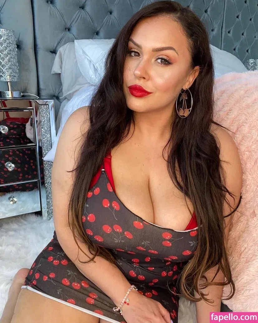 Giablaze / onlygiablaze Onlyfans Photo Gallery 