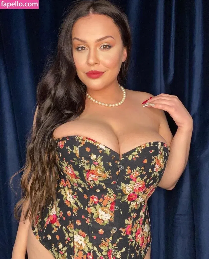 Giablaze / onlygiablaze Onlyfans Photo Gallery 