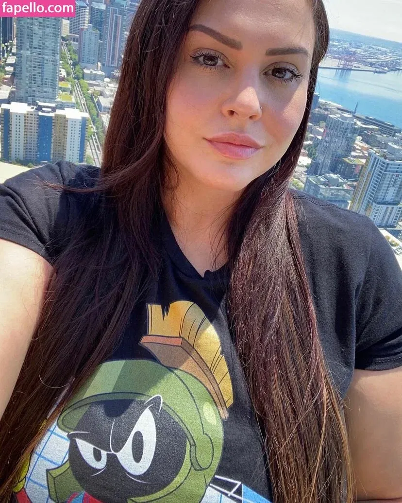 Giablaze / onlygiablaze Onlyfans Photo Gallery 