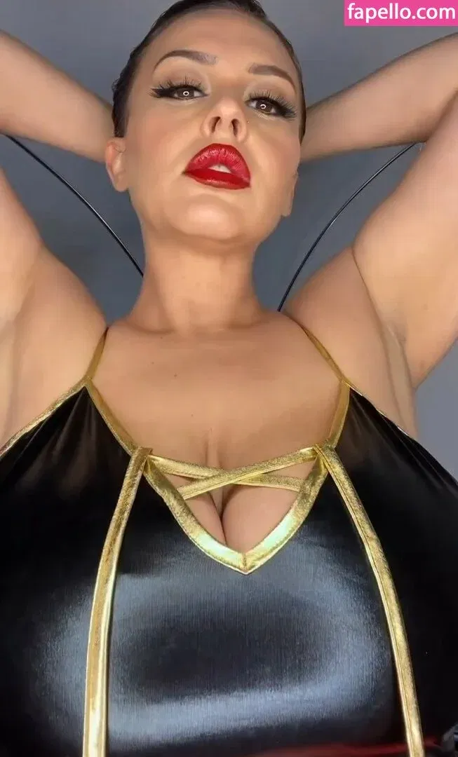 Giablaze / onlygiablaze Onlyfans Photo Gallery 