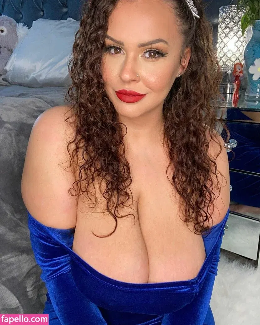 Giablaze / onlygiablaze Onlyfans Photo Gallery 