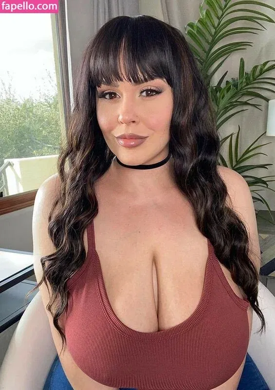 Giablaze / onlygiablaze Onlyfans Photo Gallery 