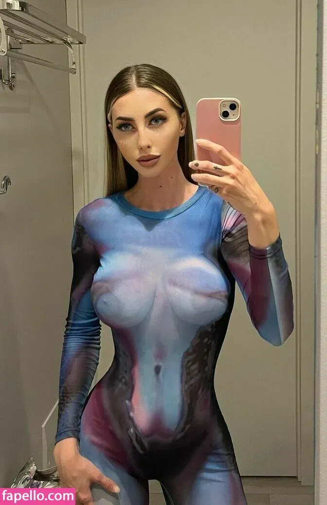 Eve Menta / evamenta Onlyfans Photo Gallery 