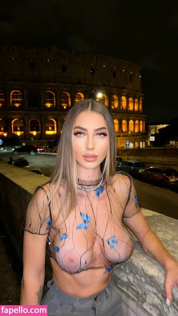 Eve Menta / evamenta Onlyfans Photo Gallery 