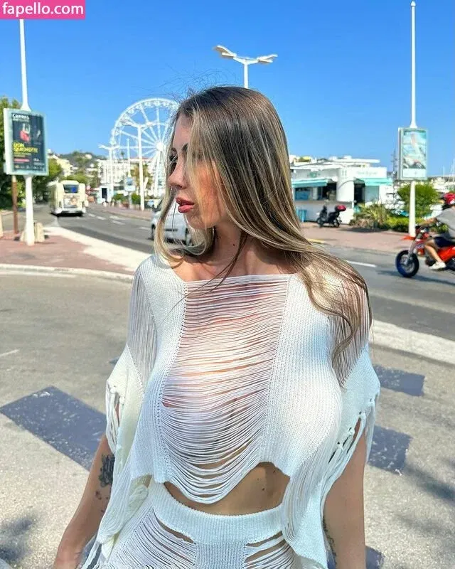 Eve Menta / evamenta Onlyfans Photo Gallery 