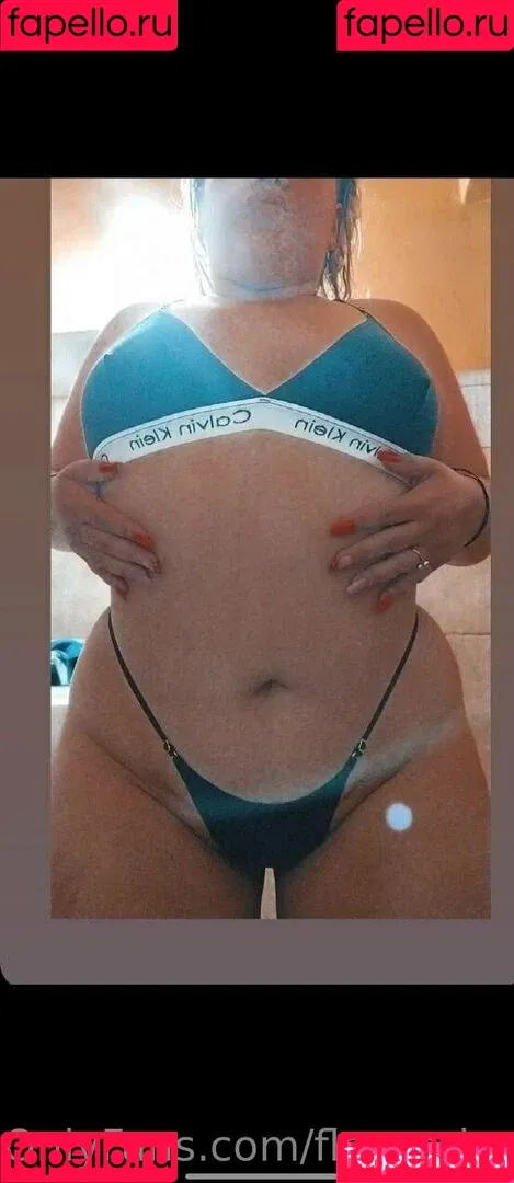 flo.imvu / flov_princess Onlyfans Photo Gallery 