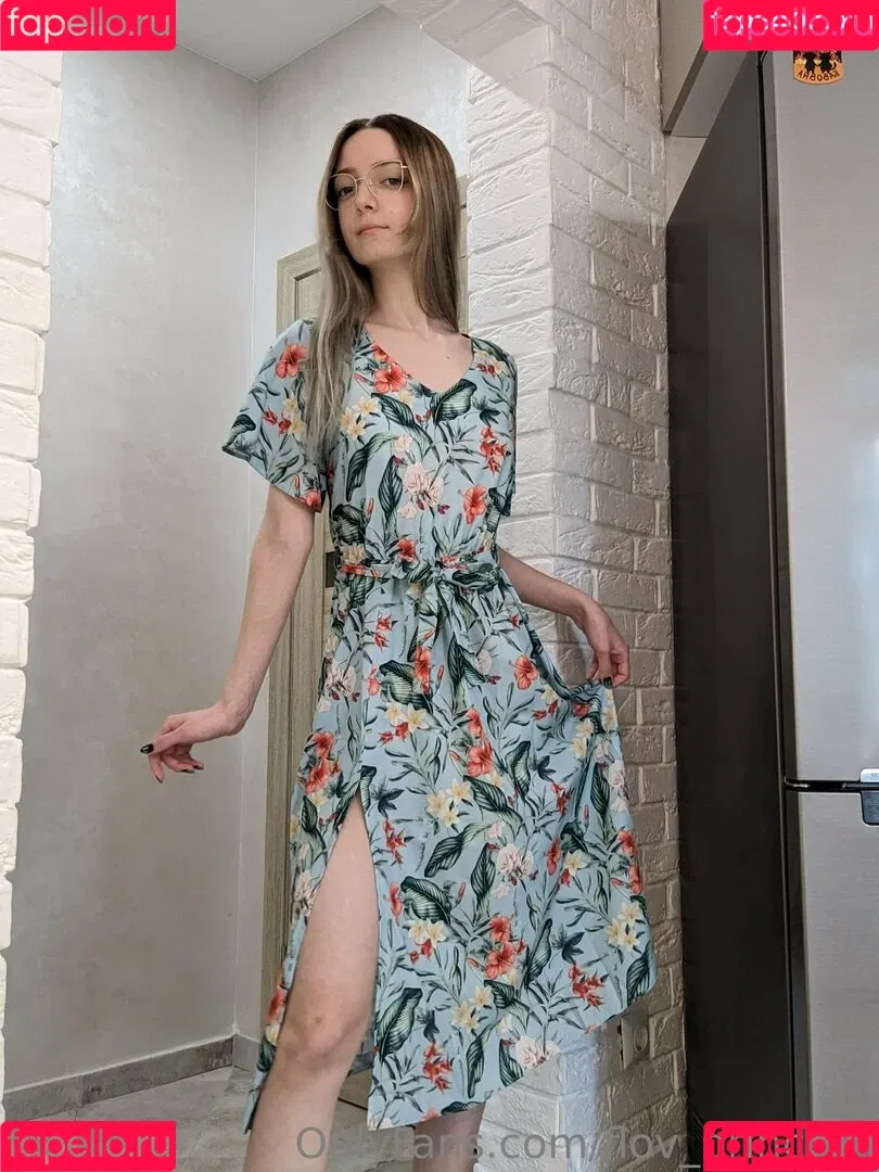 flo.imvu / flov_princess Onlyfans Photo Gallery 