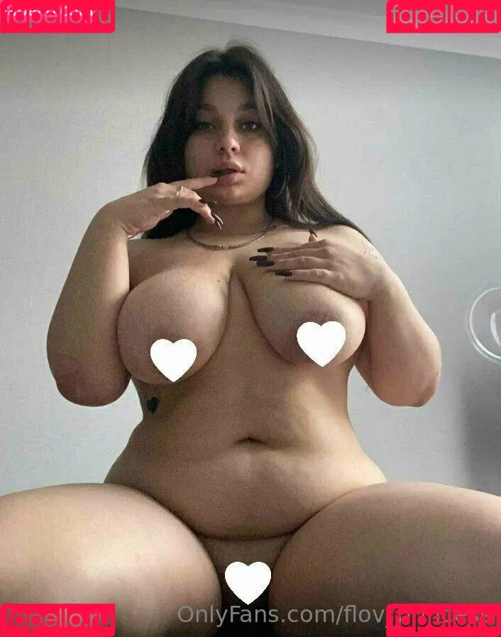 flo.imvu / flov_princess Onlyfans Photo Gallery 
