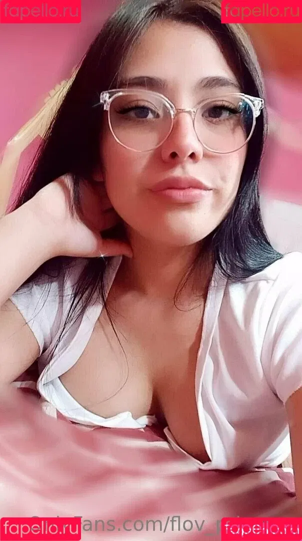 flo.imvu / flov_princess Onlyfans Photo Gallery 