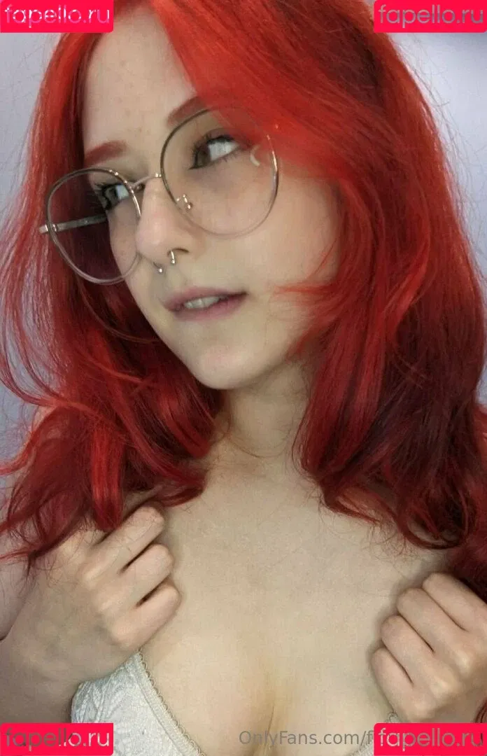 flo.imvu / flov_princess Onlyfans Photo Gallery 