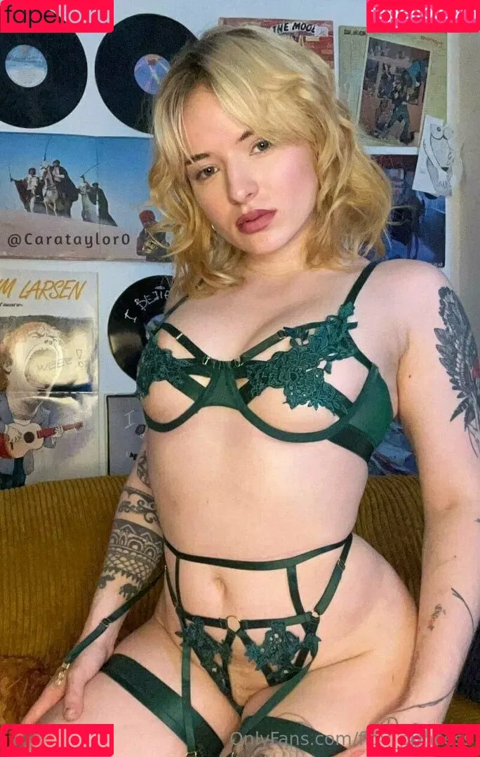 flo.imvu / flov_princess Onlyfans Photo Gallery 