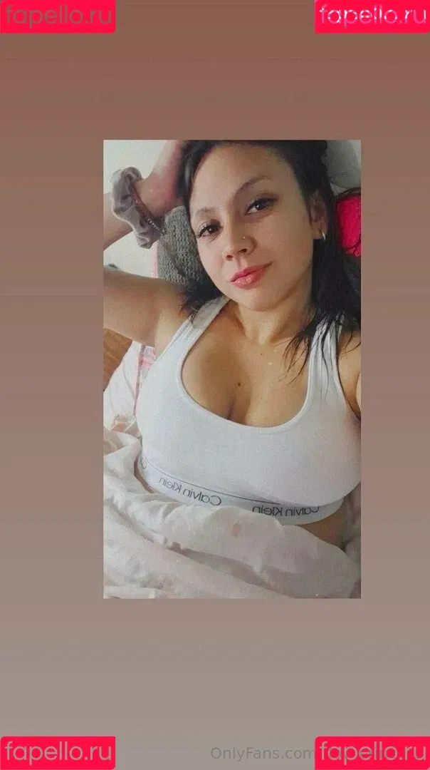 flo.imvu / flov_princess Onlyfans Photo Gallery 