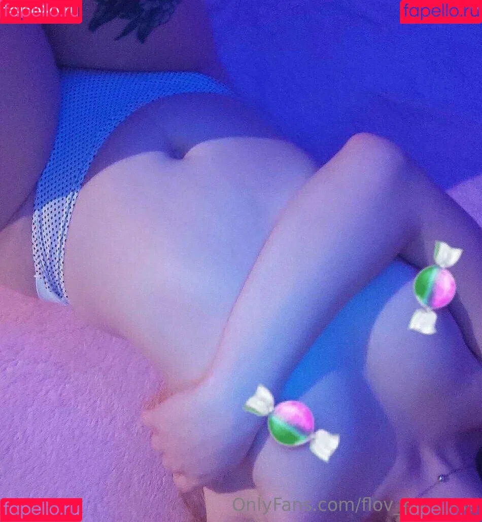 flo.imvu / flov_princess Onlyfans Photo Gallery 