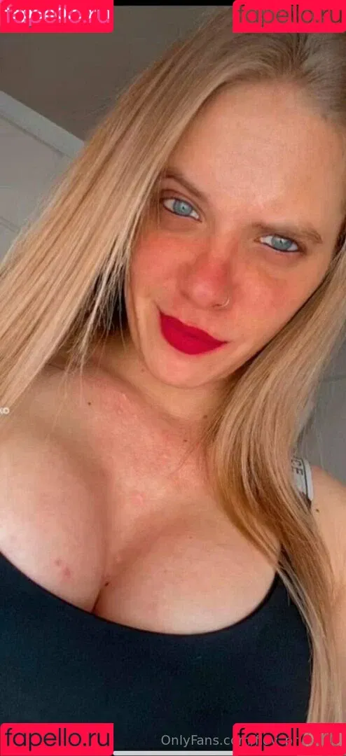 flo.imvu / flov_princess Onlyfans Photo Gallery 