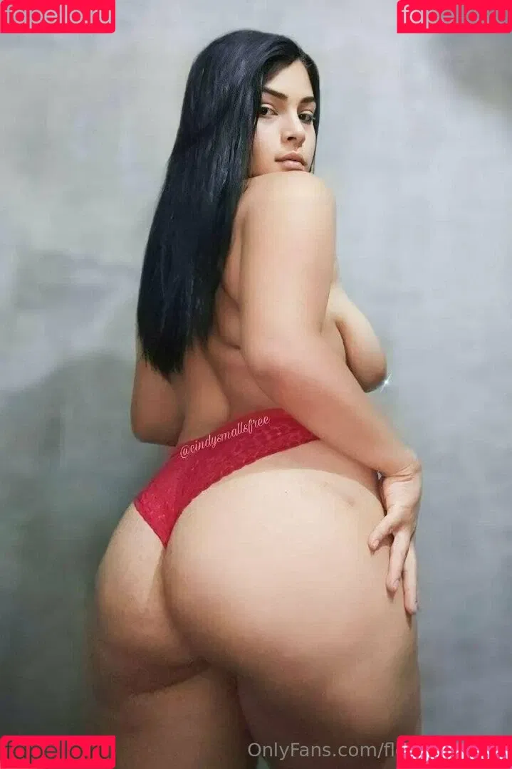 flo.imvu / flov_princess Onlyfans Photo Gallery 