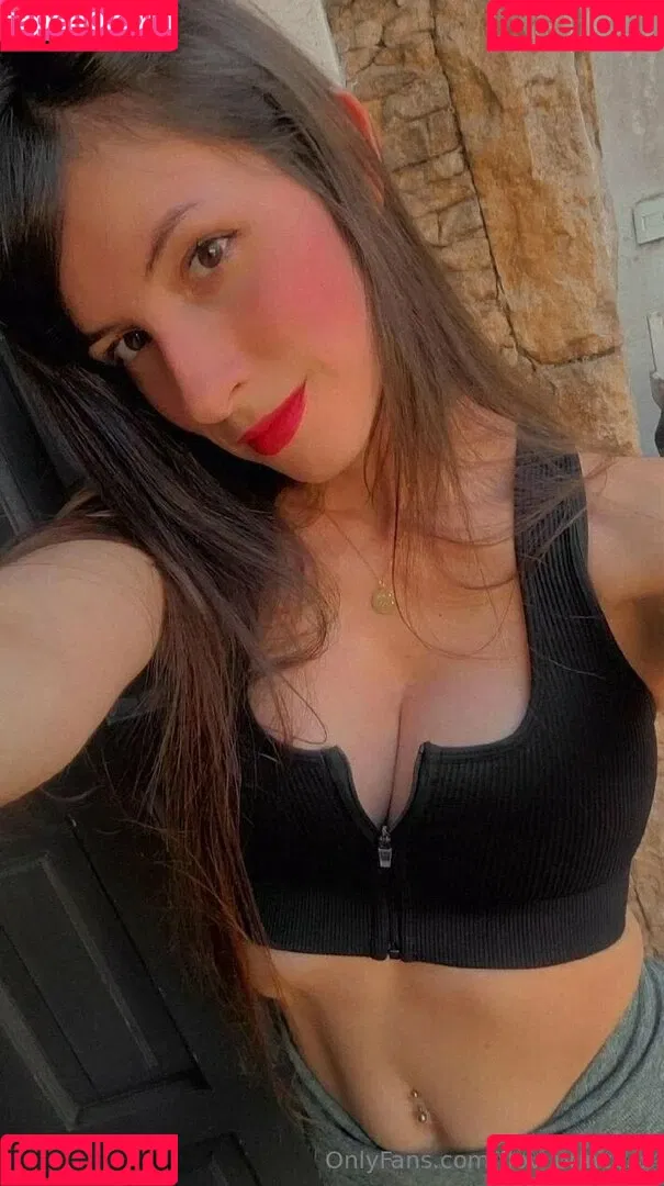 flo.imvu / flov_princess Onlyfans Photo Gallery 