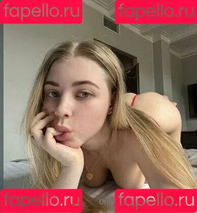 flo.imvu / flov_princess Onlyfans Photo Gallery 