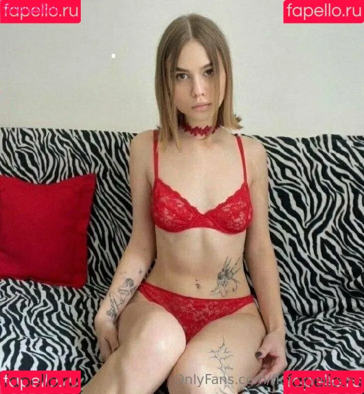flo.imvu / flov_princess Onlyfans Photo Gallery 