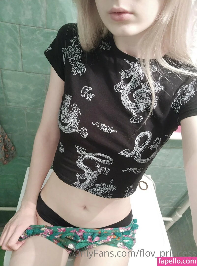 flo.imvu / flov_princess Onlyfans Photo Gallery 