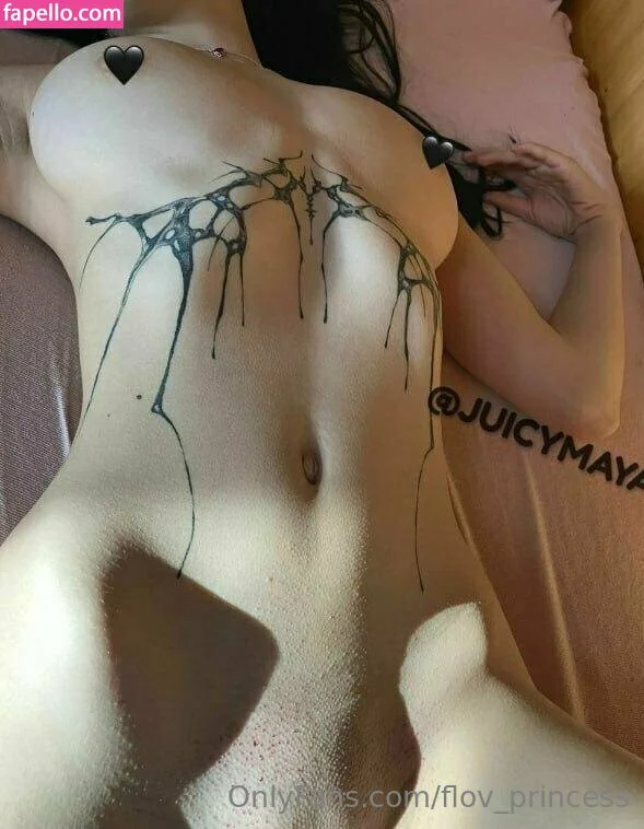 flo.imvu / flov_princess Onlyfans Photo Gallery 