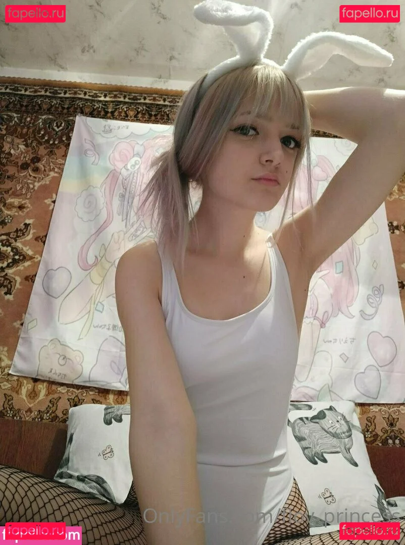 flo.imvu / flov_princess Onlyfans Photo Gallery 