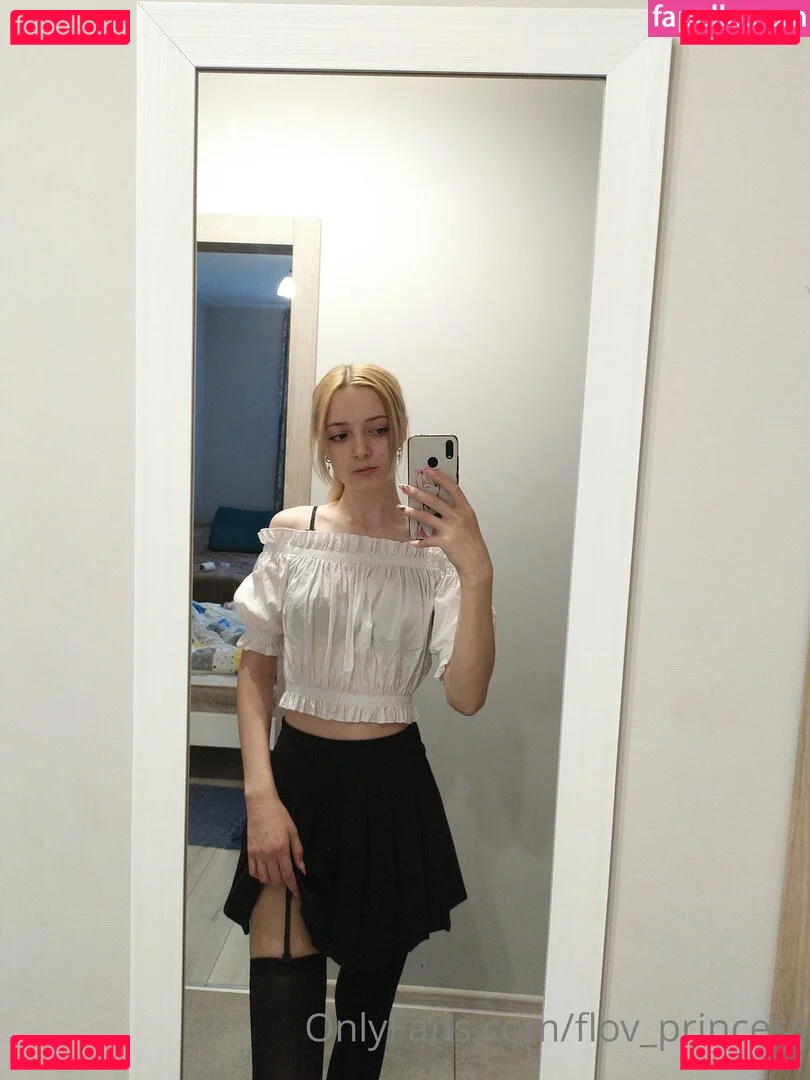 flo.imvu / flov_princess Onlyfans Photo Gallery 