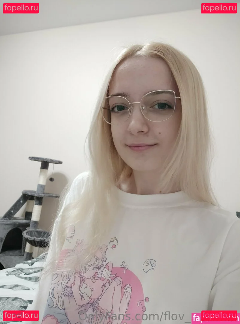 flo.imvu / flov_princess Onlyfans Photo Gallery 