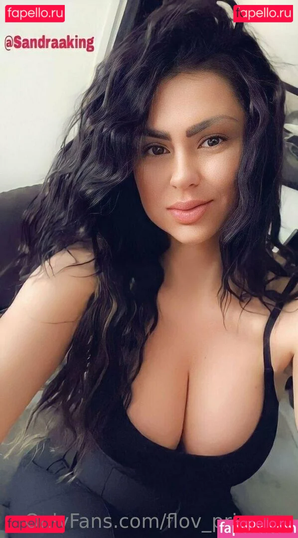 flo.imvu / flov_princess Onlyfans Photo Gallery 