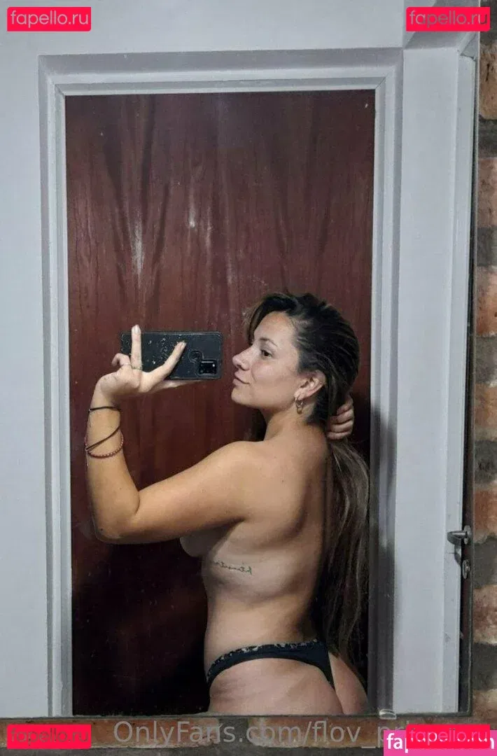 flo.imvu / flov_princess Onlyfans Photo Gallery 