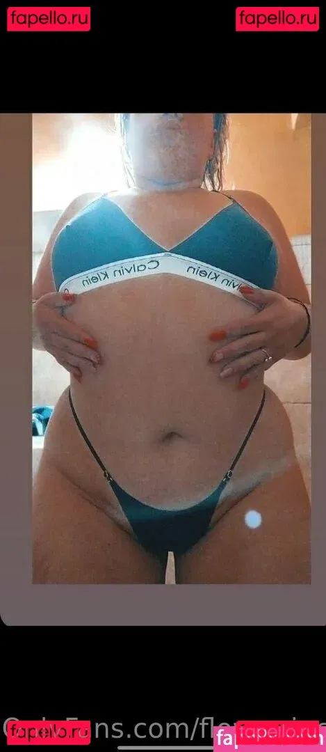 flo.imvu / flov_princess Onlyfans Photo Gallery 