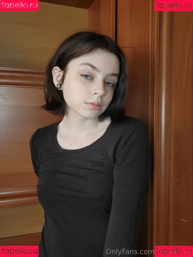 tricky_viki / trickyvicky_ / viki_sugar / viktory Onlyfans Photo Gallery 