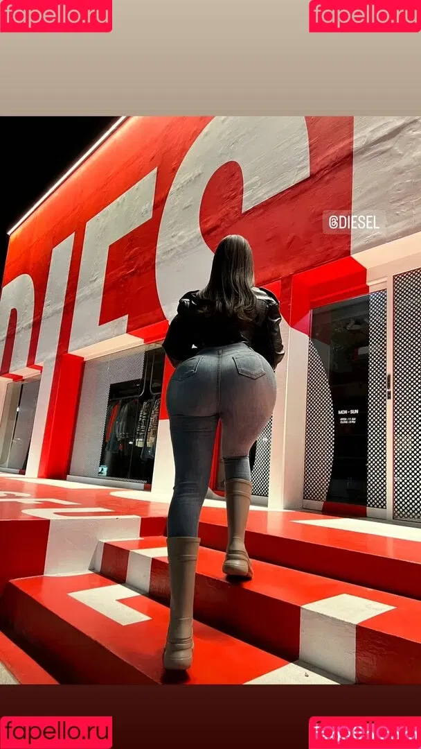 xxapple / xxapple_e Onlyfans Photo Gallery 