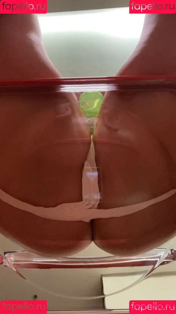 xxapple / xxapple_e Onlyfans Photo Gallery 