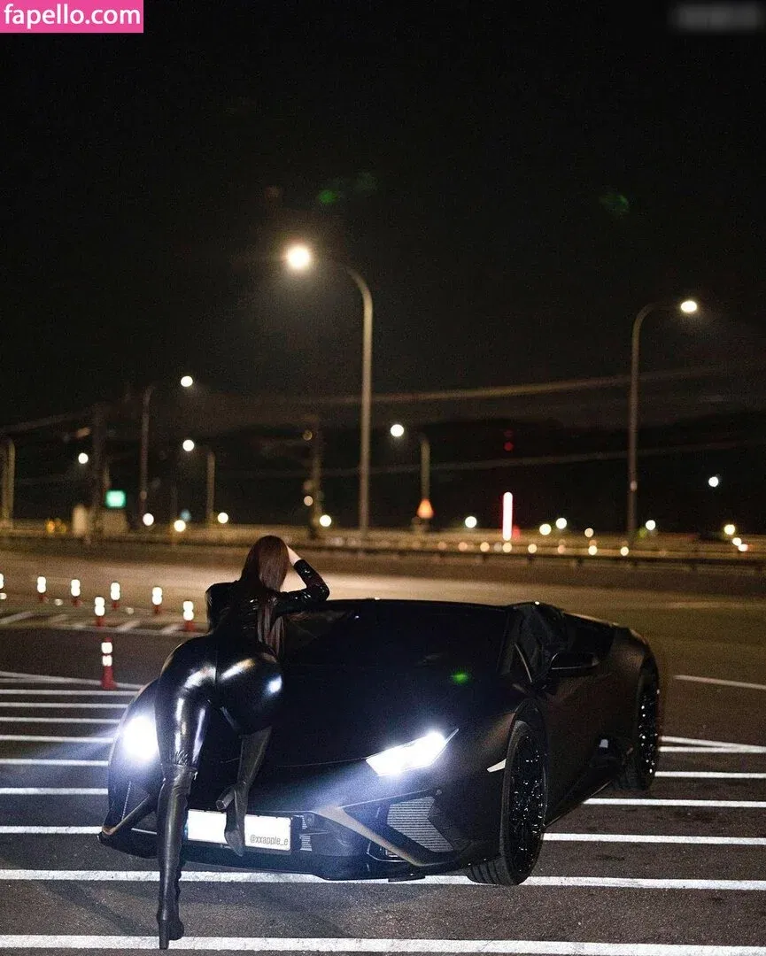 xxapple / xxapple_e Onlyfans Photo Gallery 